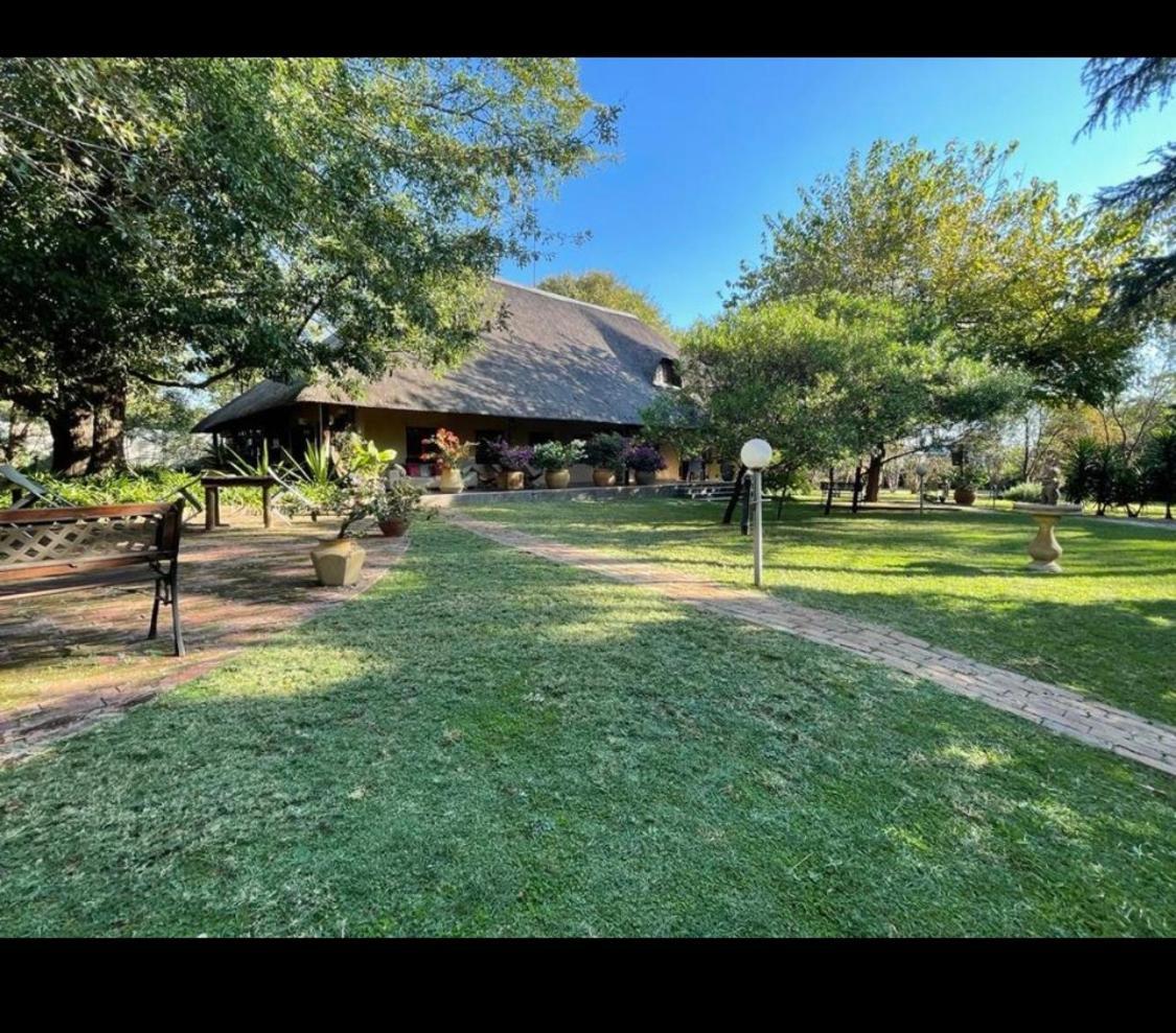 Midrand Wild Goose Guest House & Conferencing Venue Luaran gambar